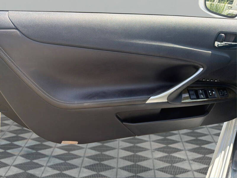 2011 Lexus IS 250C