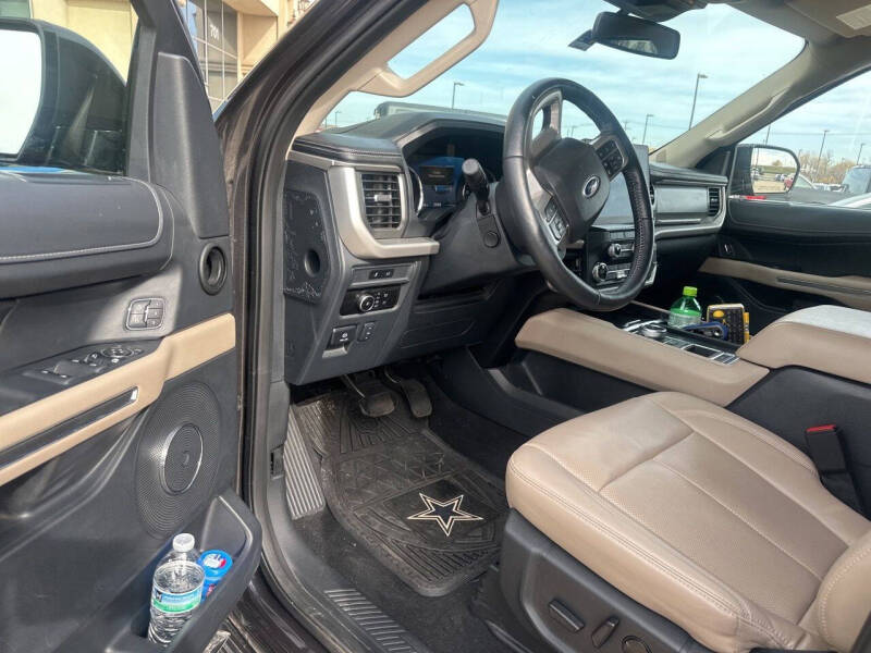 2023 Ford Expedition XLT