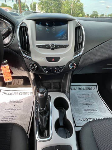 2017 Chevrolet Cruze LS Auto