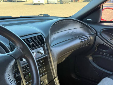 2003 Ford Mustang SVT Cobra