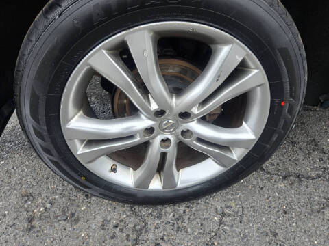 2011 Nissan Murano LE