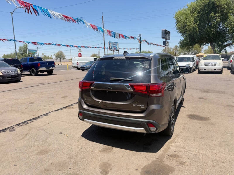 2017 Mitsubishi Outlander SEL