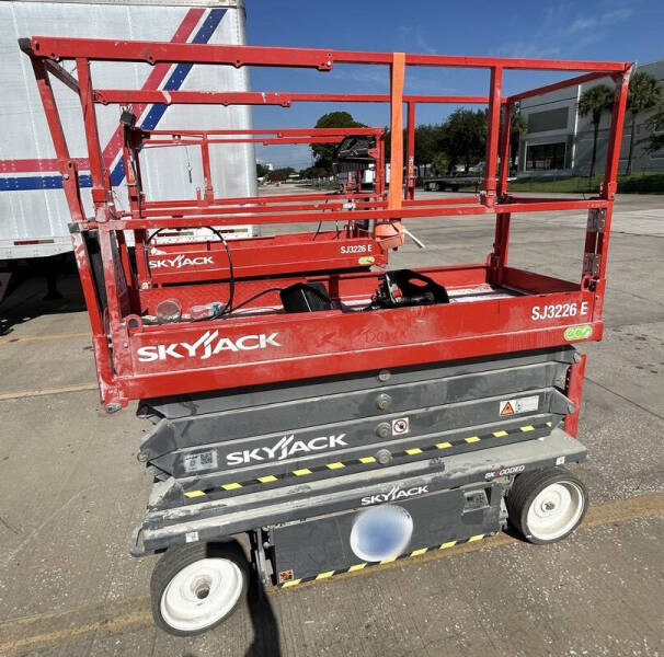 2024 SkyJack SJ3226