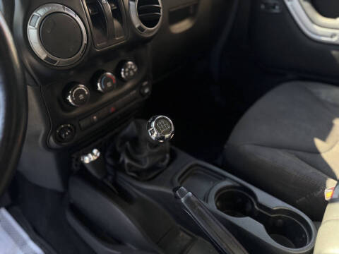 2015 Jeep Wrangler Sport