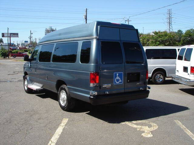 2014 Ford E-Series E-350 SD