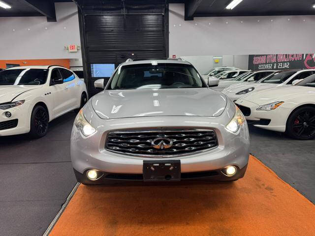 2011 Infiniti FX35
