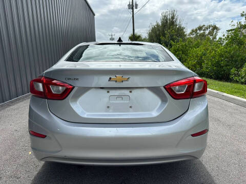 2018 Chevrolet Cruze LS Auto
