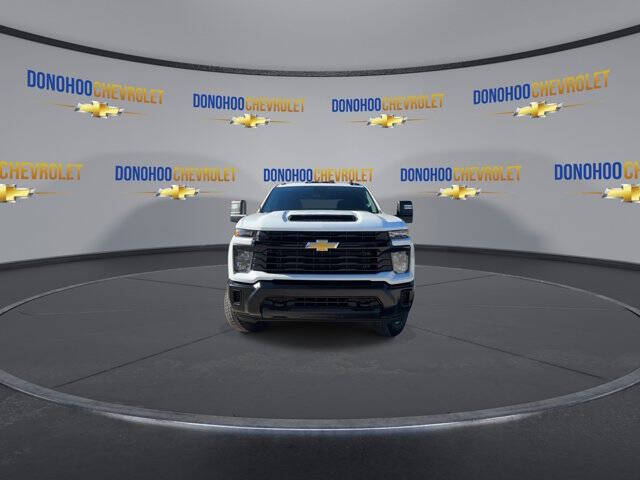 2026 Chevrolet Silverado 3500HD CC Work Truck