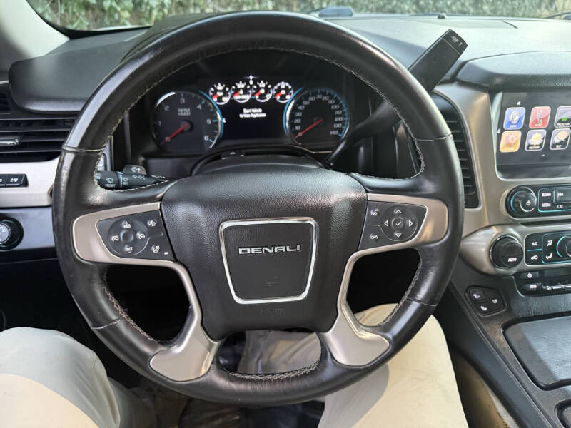 2017 GMC Yukon Denali