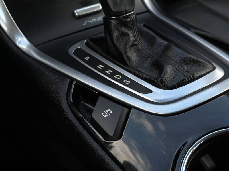 2015 Ford Edge Titanium
