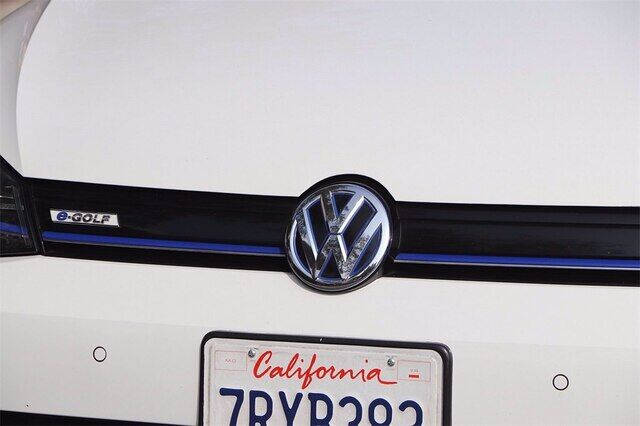 2015 Volkswagen e-Golf SEL Premium