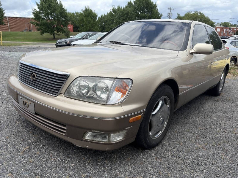 2000 Lexus LS 400