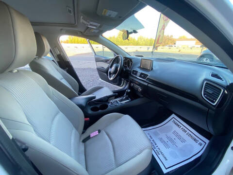 2015 Mazda MAZDA3 i Touring