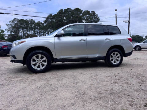 2011 Toyota Highlander SE