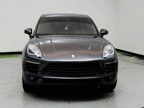 2017 Porsche Macan