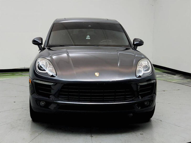 2017 Porsche Macan
