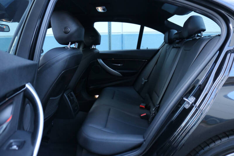 2016 BMW 3 Series 328i