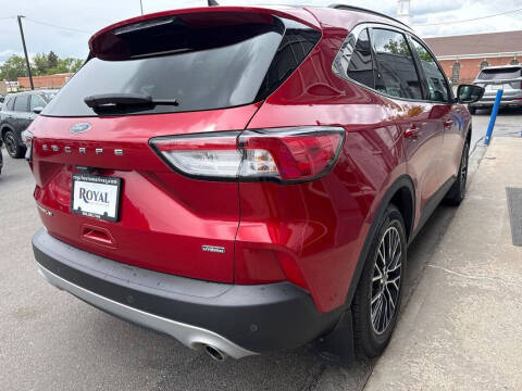 2022 Ford Escape Plug-In Hybrid Titanium