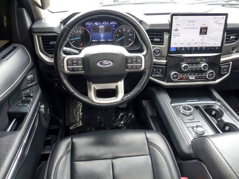 2023 Ford Expedition MAX XLT