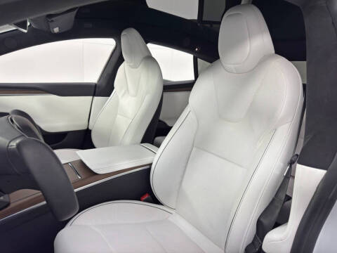 2021 Tesla Model S Plaid