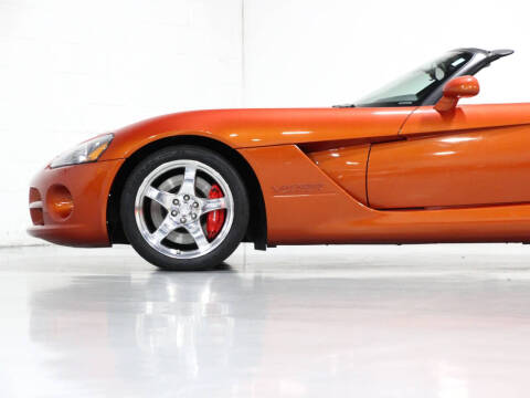 2005 Dodge Viper SRT-10