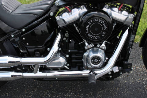 2022 Harley-Davidson Softail Standard