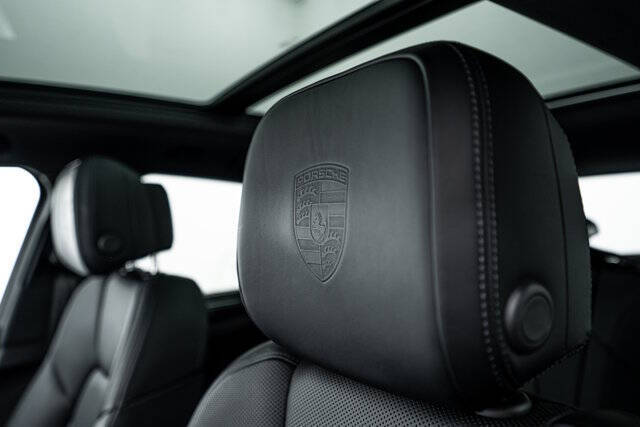 2021 Porsche Macan S