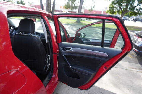 2015 Volkswagen Golf TSI SE