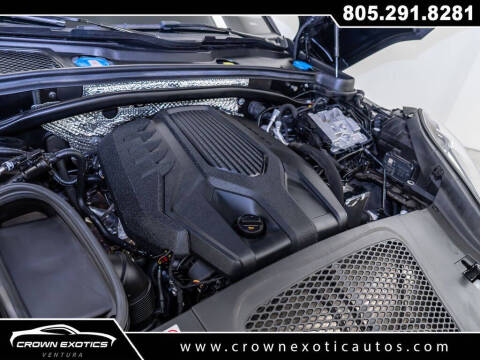 2023 Porsche Macan T