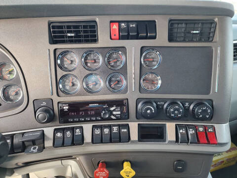 2019 Kenworth T880