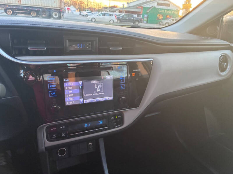 2017 Toyota Corolla LE