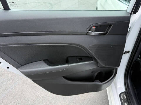 2018 Hyundai Elantra Sport