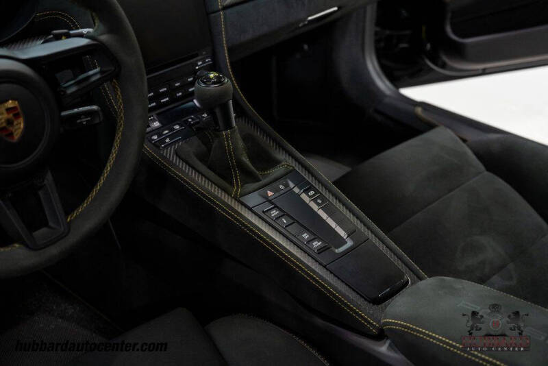 2023 Porsche 718 Cayman GT4 RS