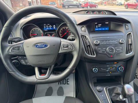2018 Ford Focus ST