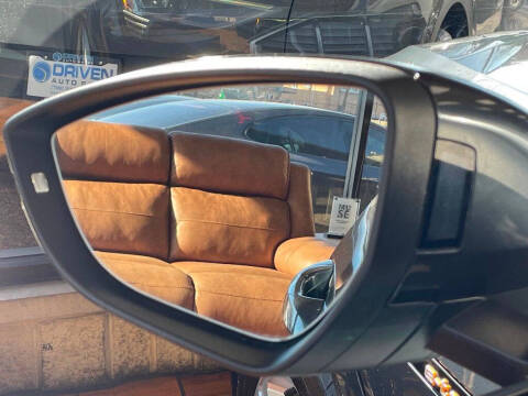 2019 Audi e-tron quattro Premium Plus