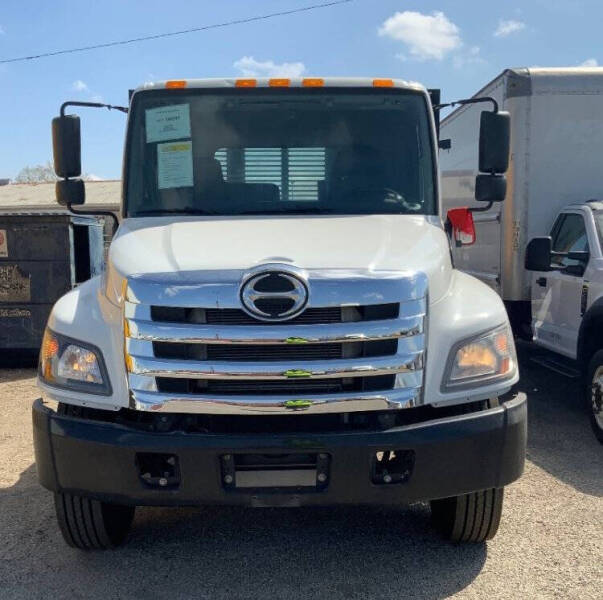 2020 Hino 268A