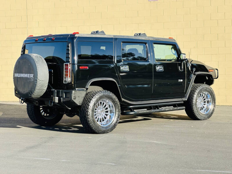 2004 HUMMER H2
