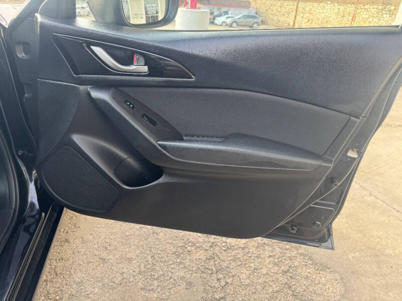 2016 Mazda MAZDA3 i Sport