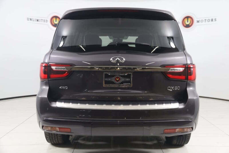 2023 Infiniti QX80 Premium Select