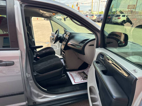 2014 Dodge Grand Caravan American Value Package