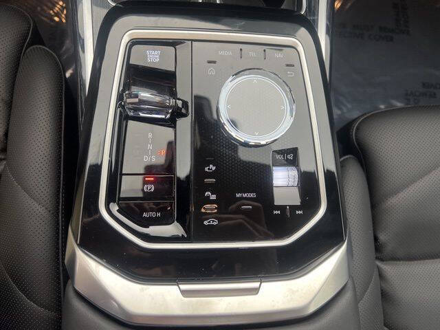 2025 BMW 7 Series 740i xDrive