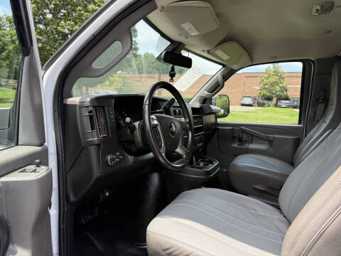 2019 Chevrolet Express 2500