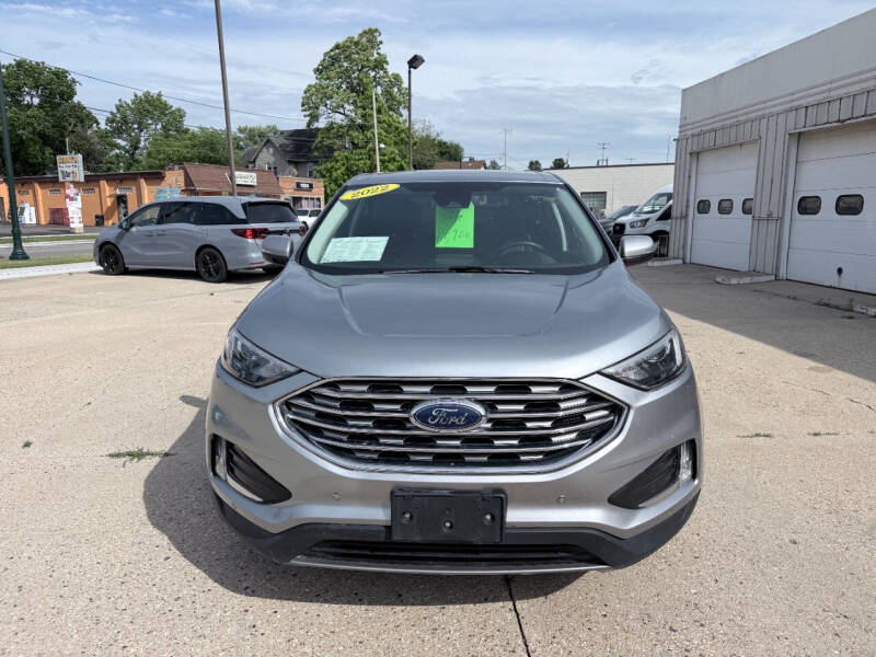 2022 Ford Edge Titanium