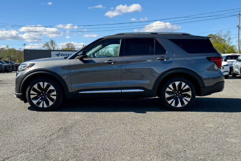 2025 Ford Explorer Platinum