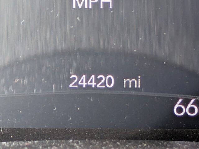 2025 Chrysler Voyager LX