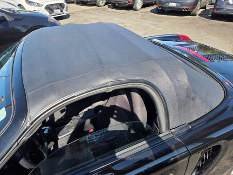 2005 Toyota MR2 Spyder