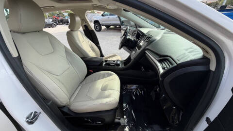 2017 Ford Fusion Platinum