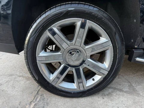 2018 Cadillac Escalade Luxury