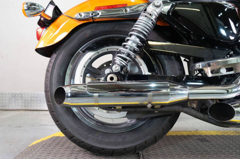 2016 Harley-Davidson Sportster 1200 Custom