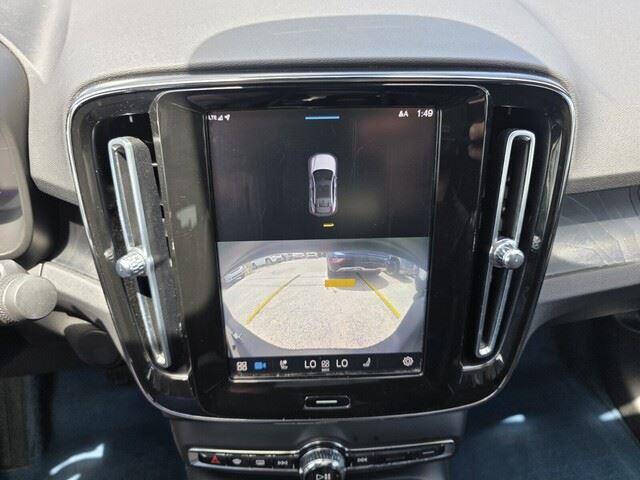 2022 Volvo C40 Recharge Pure Electric P8